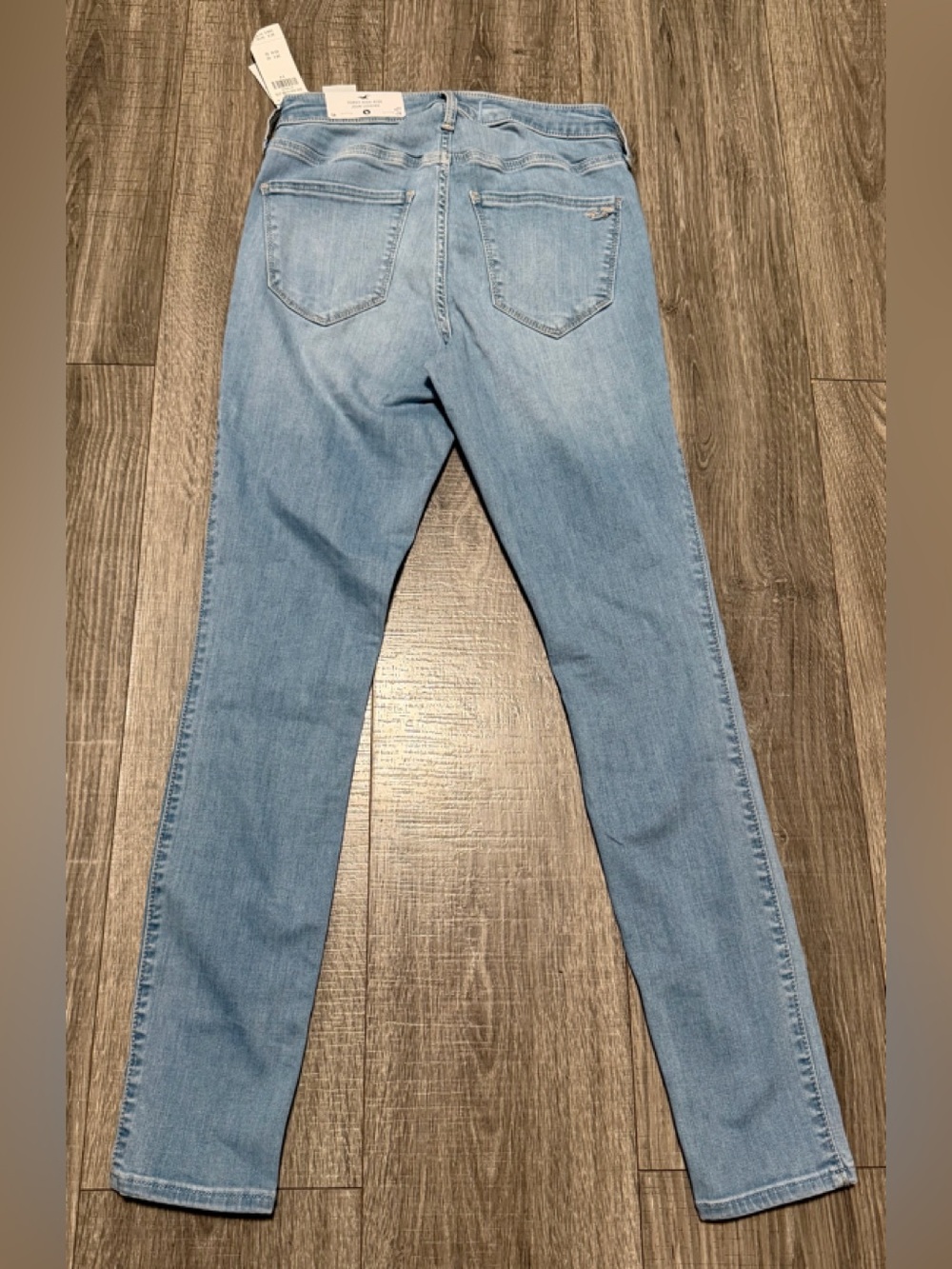 New With Tags Hollister Jeans Size 27